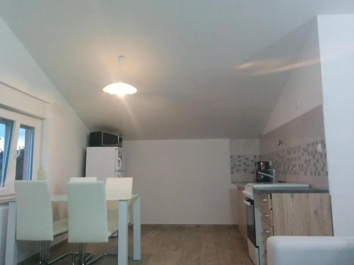 Family Friendly Apartments With A Swimming Pool Pula - 15306 0*,  크로아티아